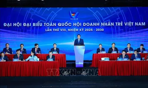 Thủ tướng: Cộng đồng doanh nghiệp là lực lượng sản xuất vật chất chủ yếu của nền kinh tế Việt Nam