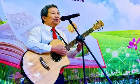 Biển và em - Thơ Lê Quốc Thịnh