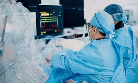 Can thiệp tim mạch không dao kéo – Bước tiến đột phá tại FV