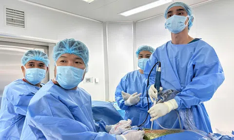 Vinmec Phú Quốc điều trị hẹp ống sống cho bệnh nhân cao tuổi bằng kỹ thuật nội soi hiện đại