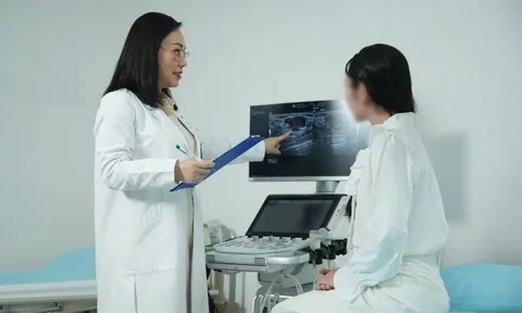 Ung thư vú di truyền: Câu chuyện hai chị em và vai trò của tầm soát sớm