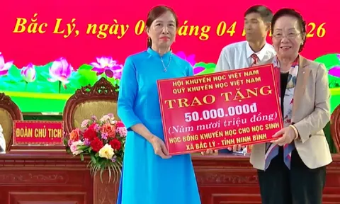Nguyên Phó Chủ tịch nước Nguyễn Thị Doan: Người luôn gắn bó với ngành giáo dục, với thế hệ tương lai