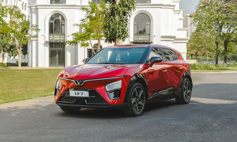 Chủ xe tiết lộ 2 lý do giúp VinFast VF 7 “ăn đứt” xe xăng cùng tầm tiền