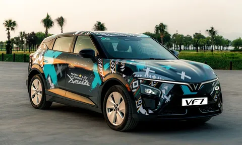 Đếm ngược ưu đãi tháng 4: VF 7 lăn bánh chỉ từ hơn 700 triệu đồng