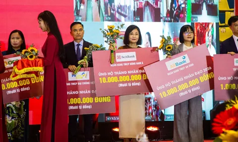 SeABank ủng hộ 10 tỷ đồng hưởng ứng Tháng Nhân đạo năm 2026