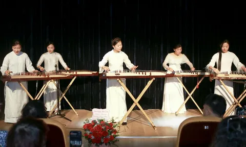 Khoa Nghệ thuật Dân tộc và Miền núi tổ chức Workshop biểu diễn nhạc cụ dân tộc “Hương sắc Việt – Giai điệu của cội nguồn”