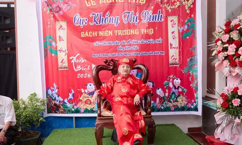 Cụ bà Khổng Bỉnh đón 100 mùa xuân an nhiên giữa làng quê La Phẩm