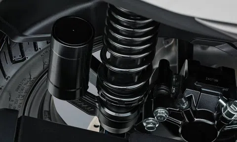 ‘Kẻ hủy diệt Honda Air Blade’ chính thức ra mắt với giá 57,6 triệu đồng, có phanh ABS 2 kênh như SH