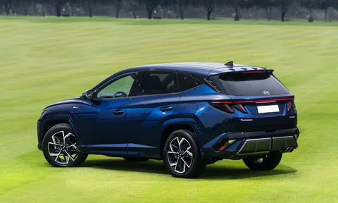 Đả bại Mazda CX-5 và Honda CR-V, Hyundai ra mắt ‘siêu phẩm' SUV cỡ C mới đẹp long lanh, giá hấp dẫn