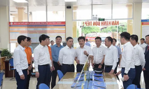 FPT đồng hành cùng Quảng Ninh triển khai mô hình chính quyền hai cấp và Trung tâm phục vụ hành chính công một cấp