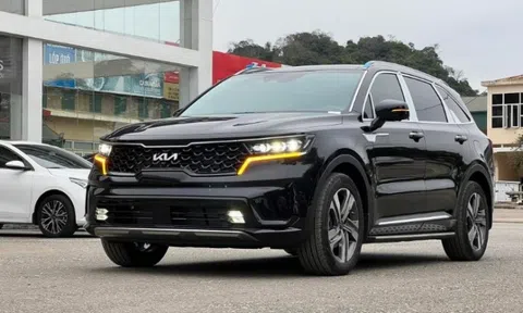 Tin xe trưa 10/8: Kia Sorento đe kẹt Ford Everest và Toyota Fortuner bằng giá lăn bánh cực rẻ