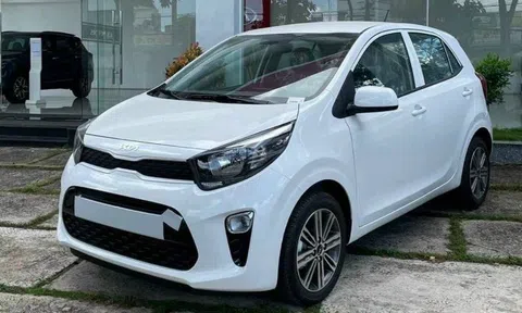 Tin xe trưa 24/8: Quên Hyundai Grand i10 đi, Kia Morning có giá lăn bánh cực rẻ cuối tháng 8/2025