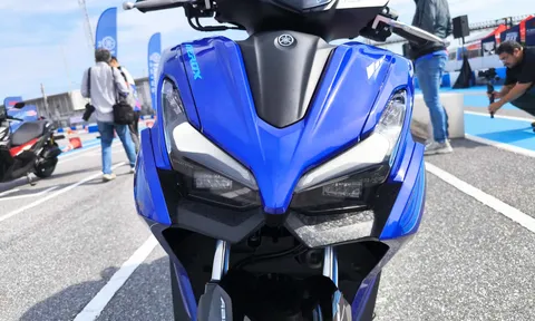 Quên Honda Air Blade và Vario đi, Yamaha chính thức mở bán ‘vua xe ga’ 155cc với giá 61 triệu đồng
