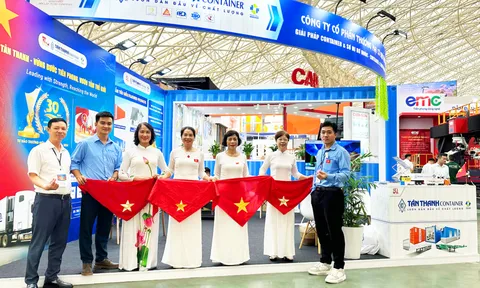 TÂN THANH CONTAINER KHẲNG ĐỊNH VỊ THẾ THƯƠNG HIỆU VIỆT TẠI TRIỂM LÃM THÀNH TỰU QUỐC GIA A80