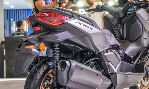 Khiêu chiến Honda SH, Yamaha ra mắt ‘vua xe ga’ 250cc mới cứng với giá rẻ, có đủ ABS 2 kênh và TCS