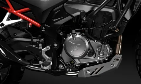 Tin xe 30/9: Ra mắt ‘vua côn tay’ 349cc xịn hơn Honda Winner R và Yamaha Exciter, giá 77 triệu đồng