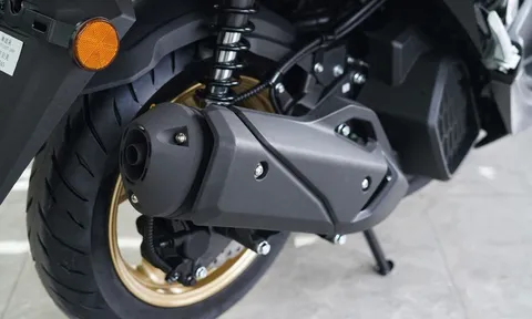 'Kẻ huỷ diệt Honda SH' ra mắt với giá chỉ 63 triệu đồng: Thiết kế mê ly, trang bị áp đảo Air Blade