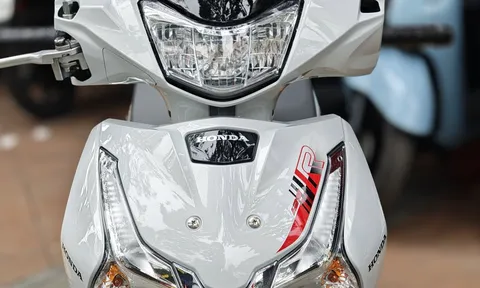 Tin xe 1/10: ‘Vua xe số’ mới của Honda đã về đại lý Việt, dễ gây sốt vì đẹp hơn Wave Alpha và Future
