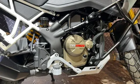 ‘Vua côn tay’ 299cc mới chính thức ra mắt với giá 51 triệu đồng, trang bị áp đảo Exciter và Winner R