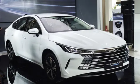 BYD Seal 5 - ‘tân binh’ Trung Quốc giá rẻ hơn Civic gần 300 triệu, mạnh nhất phân khúc sedan hạng C