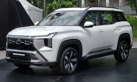 Mitsubishi Destinator sắp đổ bộ Việt Nam: Có máy turbo, lái đa chế độ, khuyến mãi cực khủng