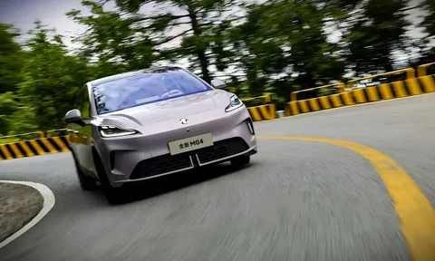 MG4 Smart Edition đổi sang pin CATL, tăng tầm hoạt động 530km - giá vẫn dưới 350 triệu đồng