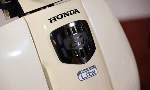 Tin xe trưa 22/10: Honda chính thức ra mắt ‘vua xe số’ mới ‘trên cơ’ Wave Alpha và RSX, giá hấp dẫn