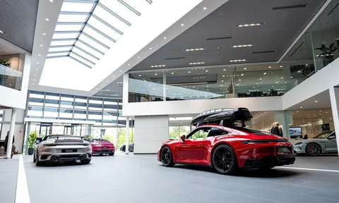 Porsche chao đảo: Lợi nhuận sụt giảm 99% chỉ trong 9 tháng đầu năm 2025.