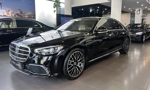Loạt xe tại Việt Nam phải giảm giá 'kịch sàn' để xả hàng, có mẫu giảm cả tỷ đồng