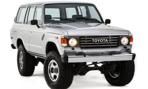 Toyota ‘hồi sinh’ biểu tượng Land Cruiser FJ60: Giữ hồn cổ điển, thêm công nghệ mới