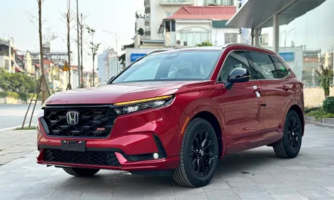 Hàng loạt SUV tại Việt Nam phải hạ giá kéo khách, có mẫu giảm cả trăm triệu đồng