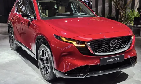 Mazda CX-5 2026 lộ diện: Nội thất “đại tu” với màn hình 15,6 inch, sẵn sàng đối đầu CR-V mới