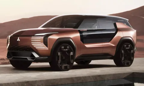 Mitsubishi Pajero Sport mới lộ diện, có cả phòng tắm và trợ lý AI