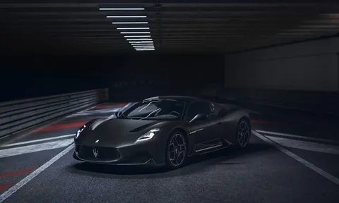 Chiêm ngưỡng siêu xe Maserati MC20 Notte giá hơn 22 tỷ đồng đổ bộ Việt Nam