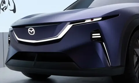 Mazda chính thức công bố logo và kiểu chữ mới