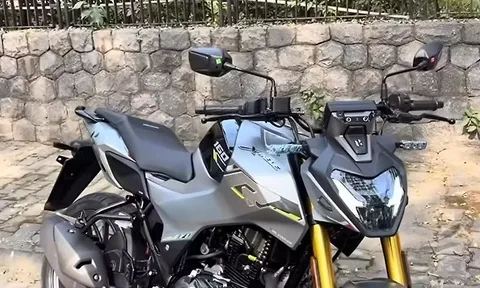 Tin xe 7/11: ‘Kẻ huỷ diệt Yamaha Exciter và Honda Winner R' về đại lý, hứa hẹn hút khách nhờ giá rẻ