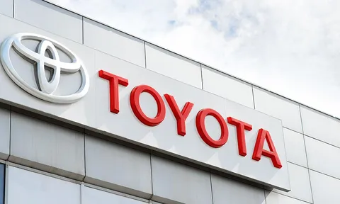 Toyota ‘chao đảo’ vì thị trường xe điện toàn cầu chững lại: Kế hoạch phát triển EV gặp khó khăn