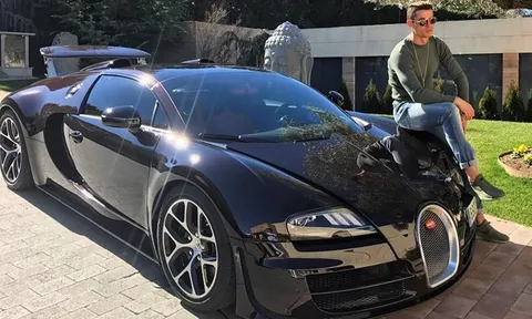 Ngắm nhìn bộ sưu tập siêu xe đồ sộ của Ronaldo