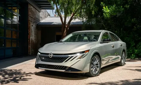 Nissan Sentra thế hệ mới chốt giá bán 590 triệu, nhiều trang bị ‘ăn đứt’ Honda Civic