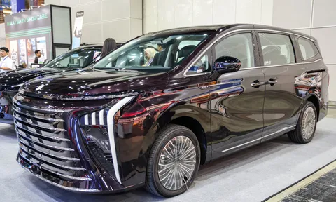 MPV 7 chỗ hybrid mới ‘đe nẹt’ Toyota Alphard: Xe gia đình với thiết kế sang chảnh, hiện đại