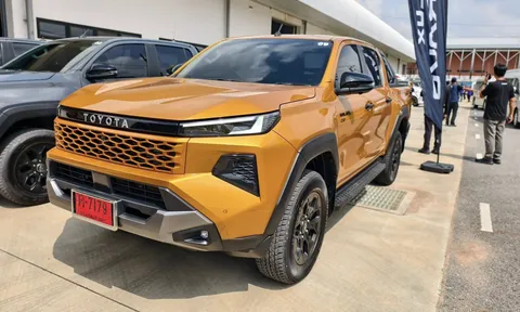 Đối thủ ‘khó nhằn’ của Ranger hẹn ngày về Việt Nam: Toyota Hilux 2026 chốt lịch mở bán