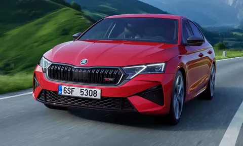 Sedan châu Âu ‘ngon – bổ – nhiều đồ chơi’ lộ diện: Skoda Octavia nhận cọc, chờ ngày ra mắt tại Việt Nam