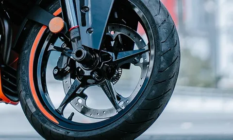 ‘Vua côn tay’ 164cc mới giá 46 triệu đồng sắp ra mắt, hạ bệ Yamaha Exciter với ABS 2 kênh, phuộc USD