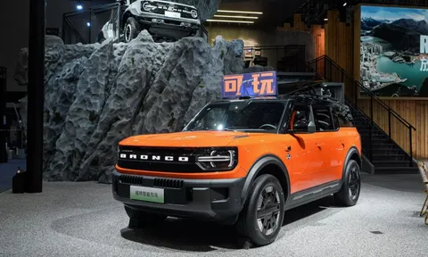 Ford Bronco bản EV trình làng: Rẻ bất ngờ, đi 650 km chỉ với một lần sạc
