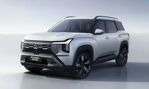 Điểm tin ô tô 1/12/2025: Mitsubishi Destinator gây sốt, SUV 7 chỗ hybrid giá 446 triệu ‘đe nẹt’ CX-5