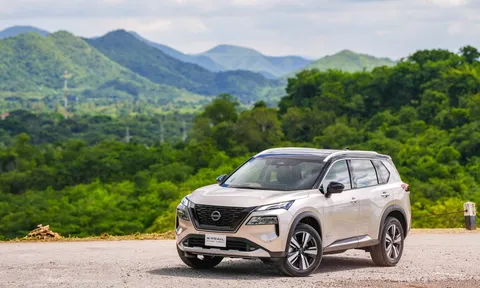 Nissan X-Trail 2026 sắp về Việt Nam: Động cơ hybrid mới tuyên chiến với Honda CR-V