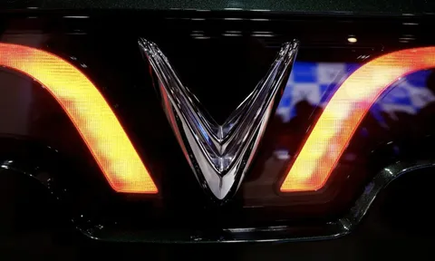 VinFast cân nhắc bổ sung động cơ xăng cho xe điện: Chiến lược mới để kéo dài phạm vi di chuyển