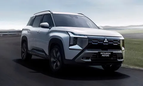 Có 700 triệu trong tay, chọn xe 7 chỗ nào cho hợp lý?