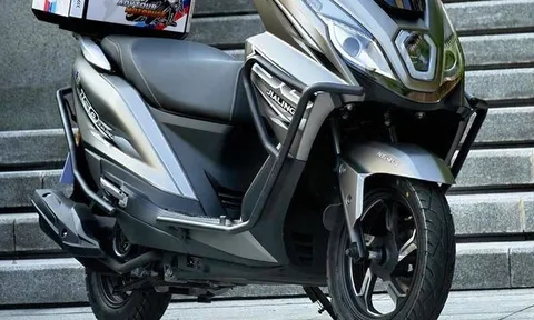 Tin xe 4/12: ‘Khắc tinh’ của Honda Air Blade ra mắt với trang bị ‘ăn đứt’ SH Mode, giá 26 triệu đồng