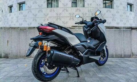 Tin xe trưa 5/12: Ra mắt ‘vua xe ga’ 300cc mới xịn hơn Honda SH, Air Blade và SH Mode mà giá cực rẻ